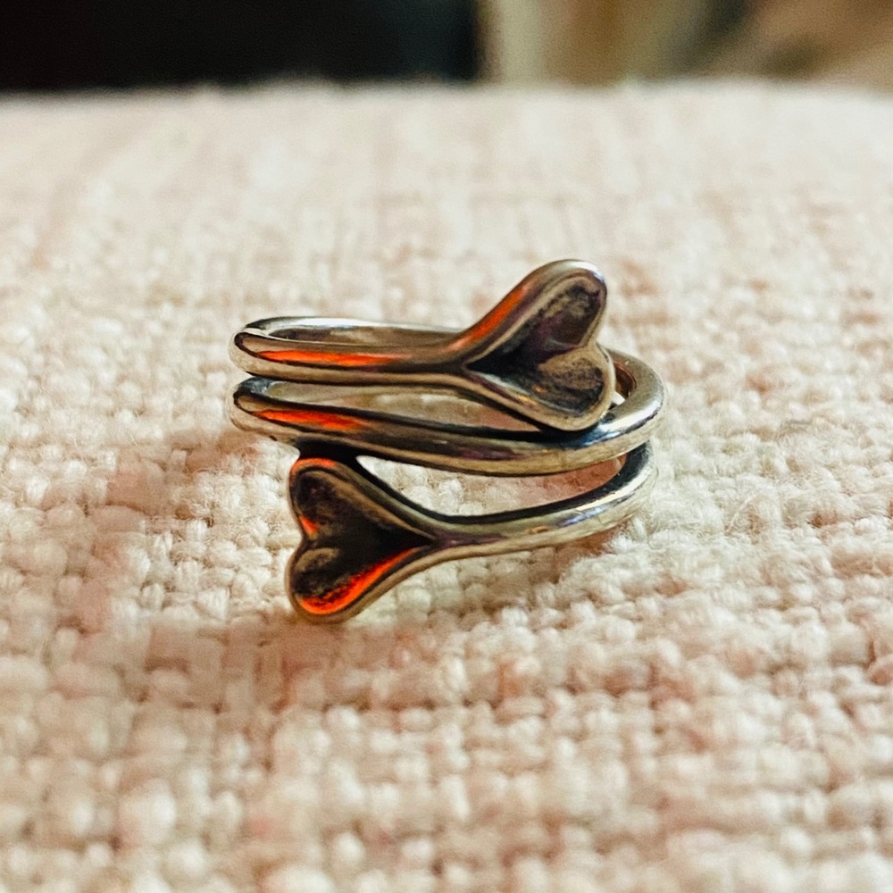 James Avery Heart’s embrace ring